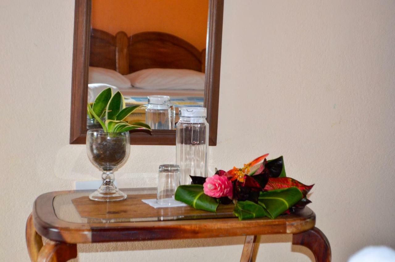 Hotel Y Restaurante Las Tablitas Monterrey Екстер'єр фото